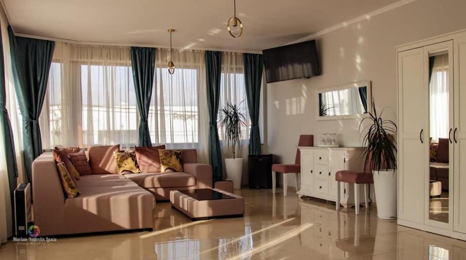 Caprice Deluxe Accomodation Drobeta Turnu Severin Luaran gambar