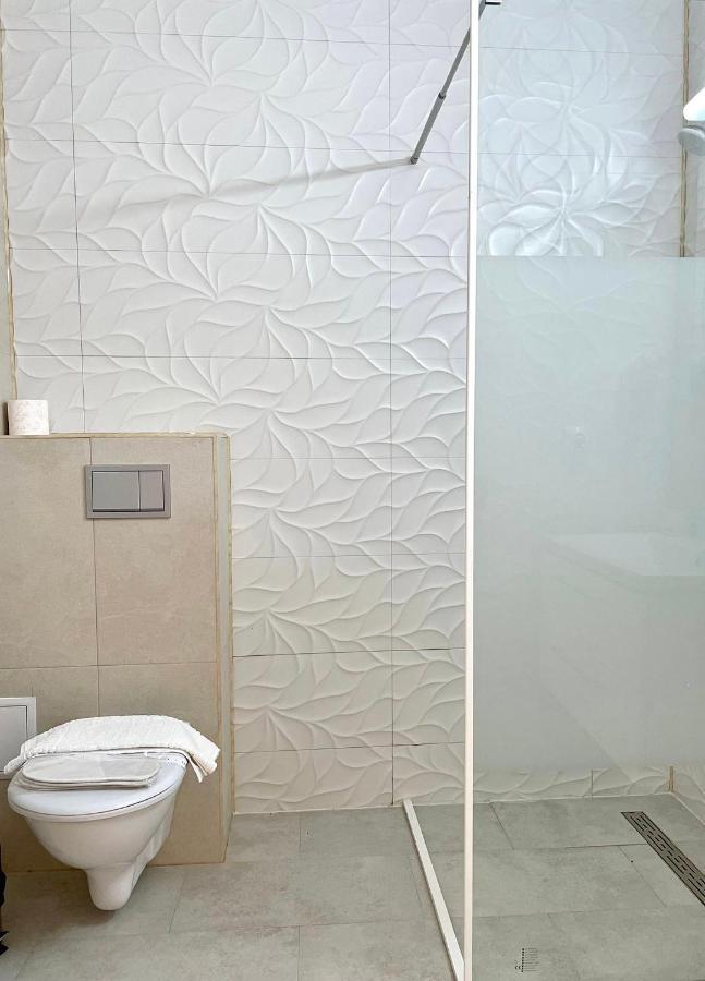 Caprice Deluxe Accomodation Drobeta Turnu Severin Luaran gambar