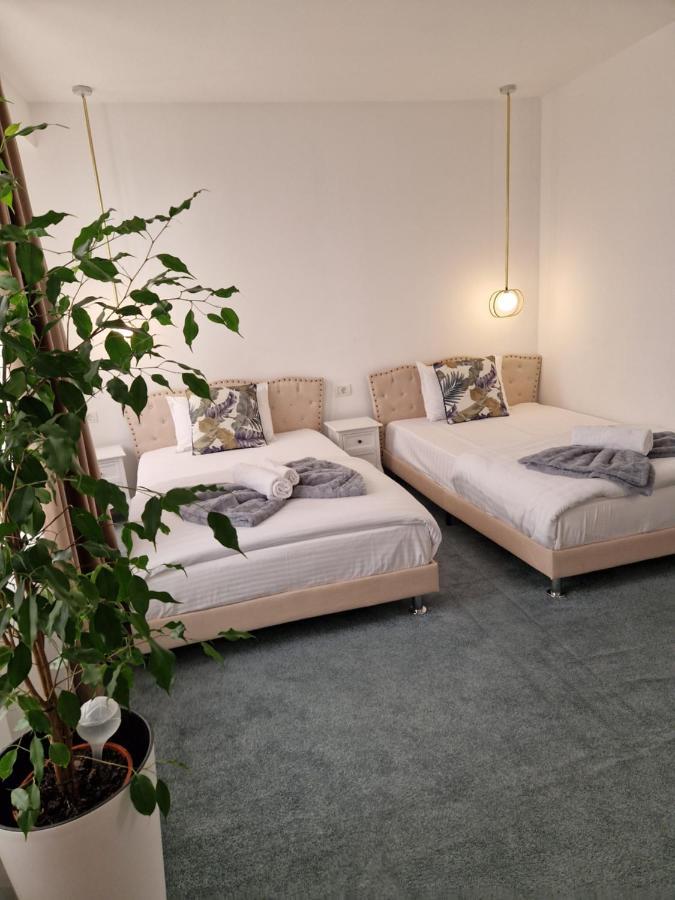 Caprice Deluxe Accomodation Drobeta Turnu Severin Luaran gambar