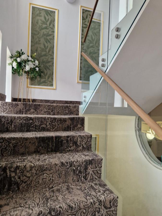 Caprice Deluxe Accomodation Drobeta Turnu Severin Luaran gambar