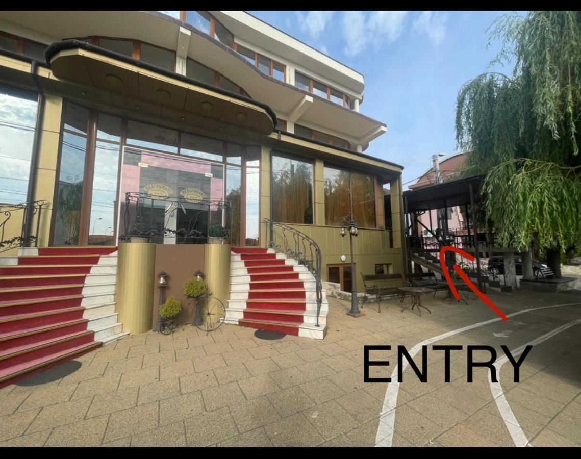 Caprice Deluxe Accomodation Drobeta Turnu Severin Luaran gambar