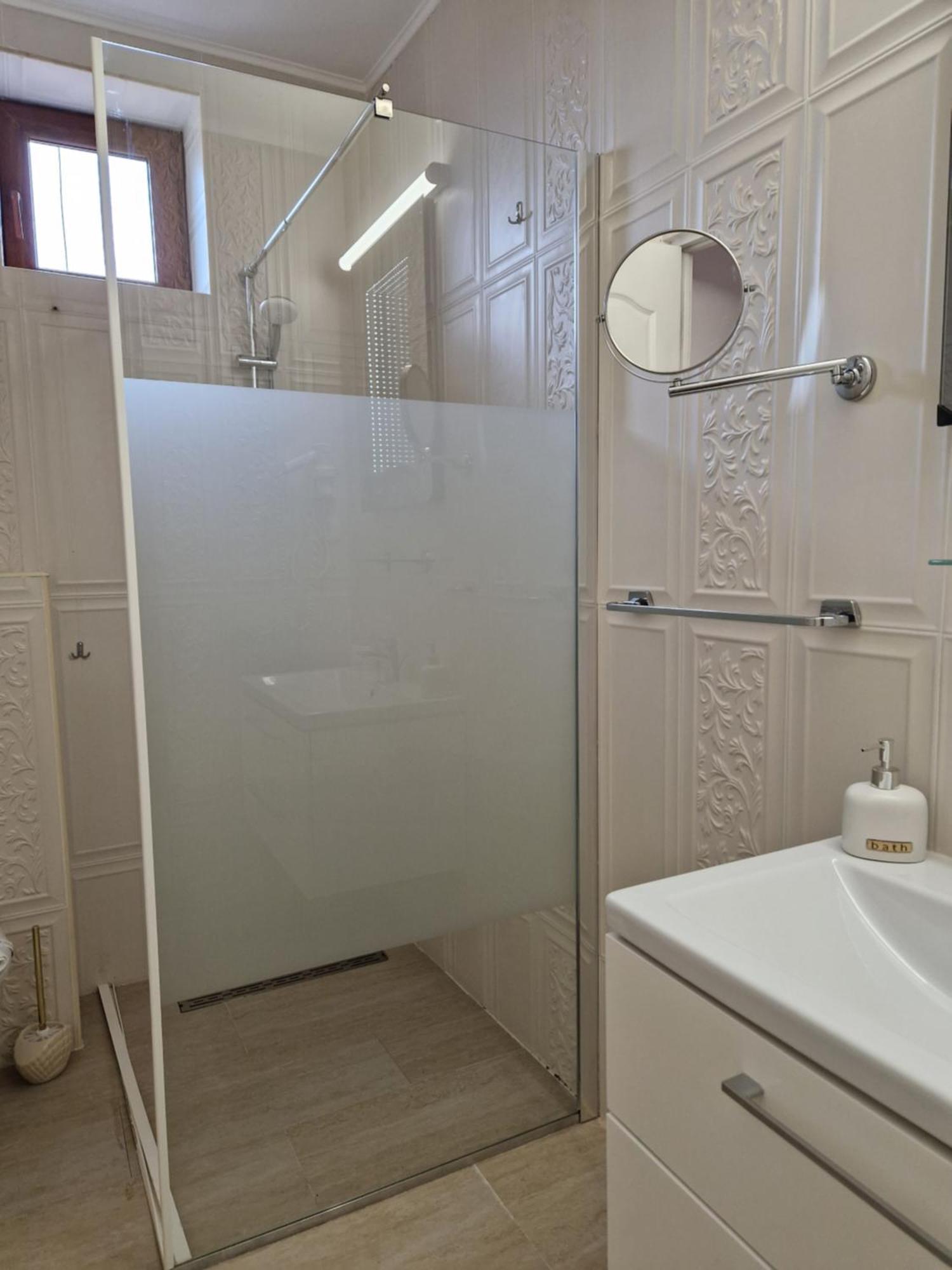 Caprice Deluxe Accomodation Drobeta Turnu Severin Luaran gambar