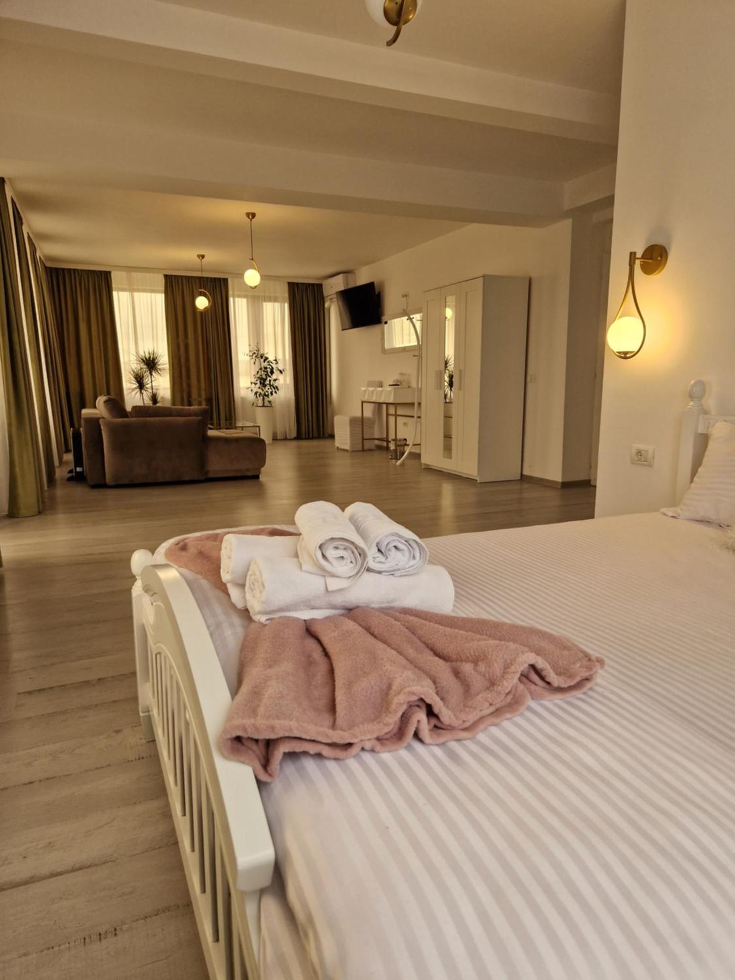 Caprice Deluxe Accomodation Drobeta Turnu Severin Luaran gambar